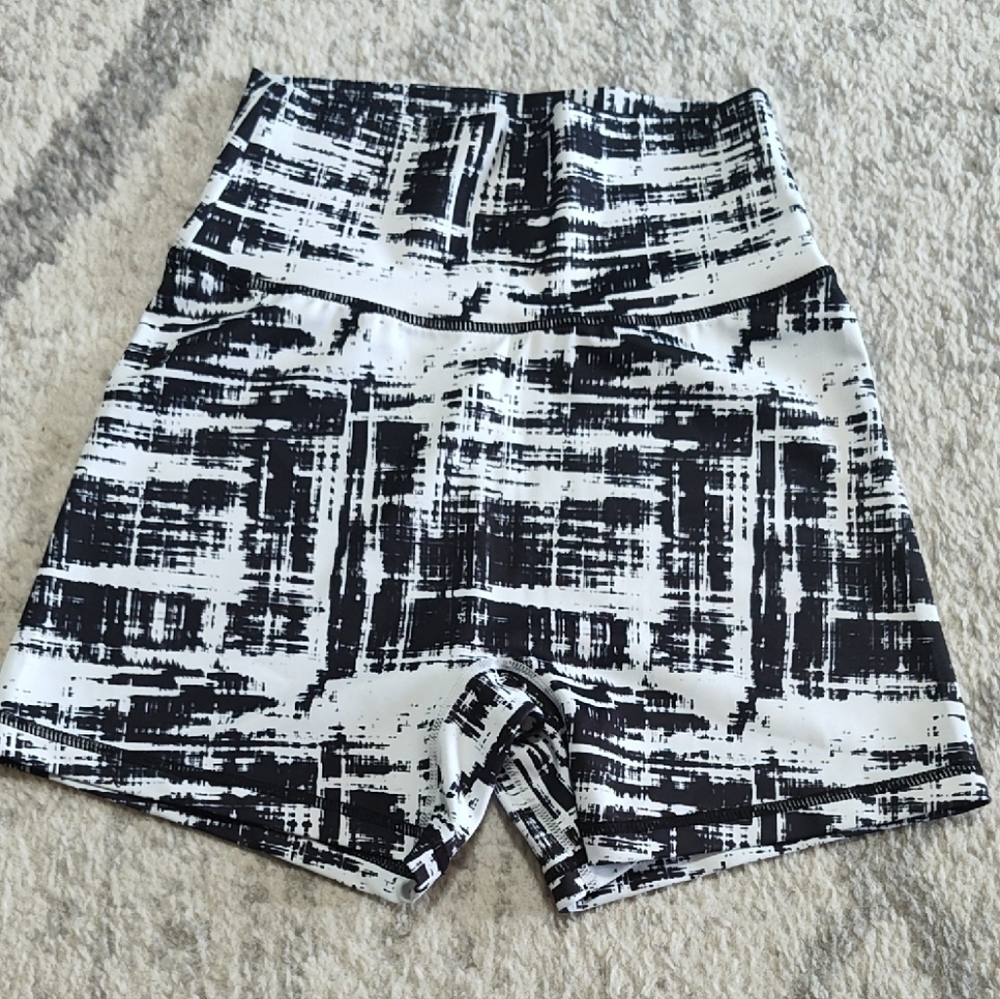 BuffBunny Rebel Shorts In Triggered Print, Size S